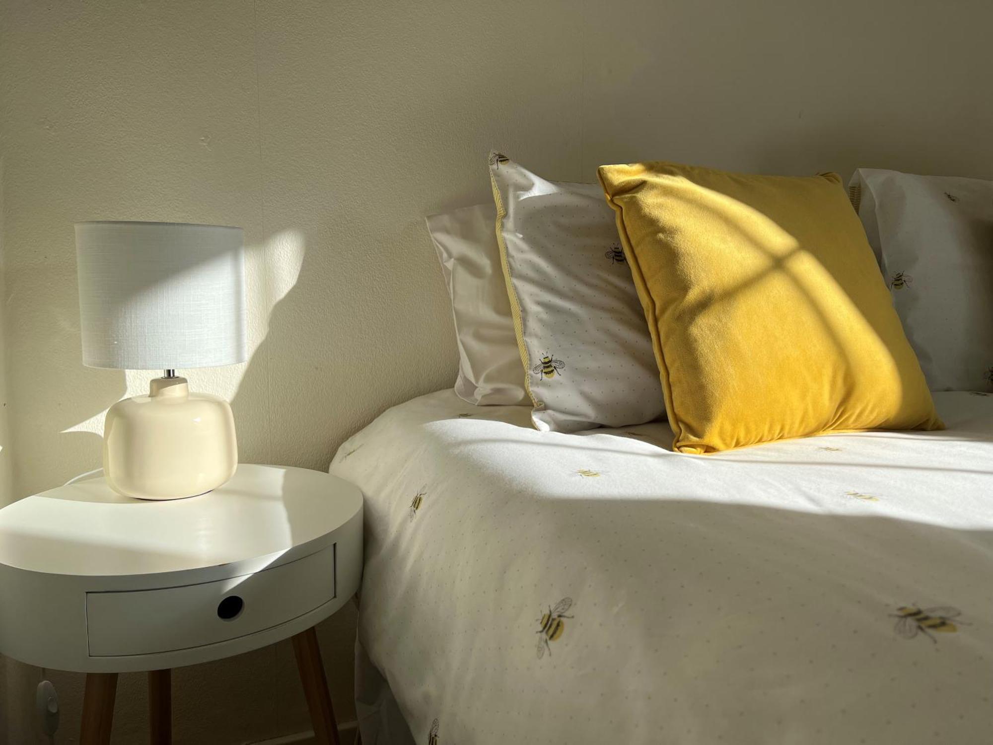 Bumblebee Cottage - Cosy Cottage In Area Of Outstanding Natural Beauty Hemel Hempstead Eksteriør billede