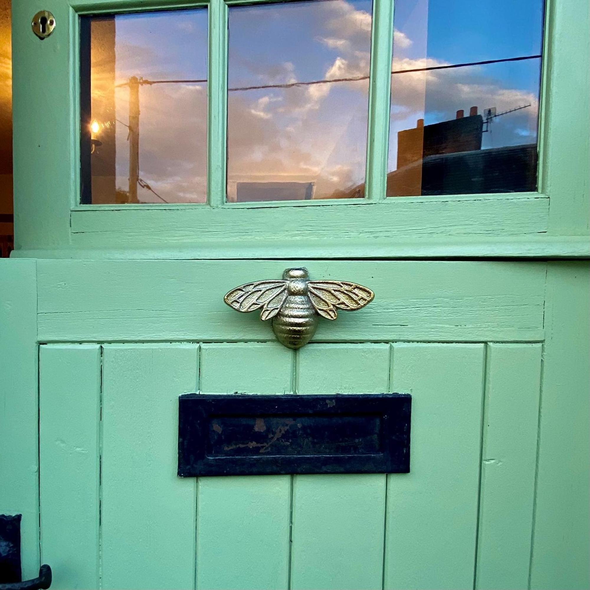Bumblebee Cottage - Cosy Cottage In Area Of Outstanding Natural Beauty Hemel Hempstead Eksteriør billede