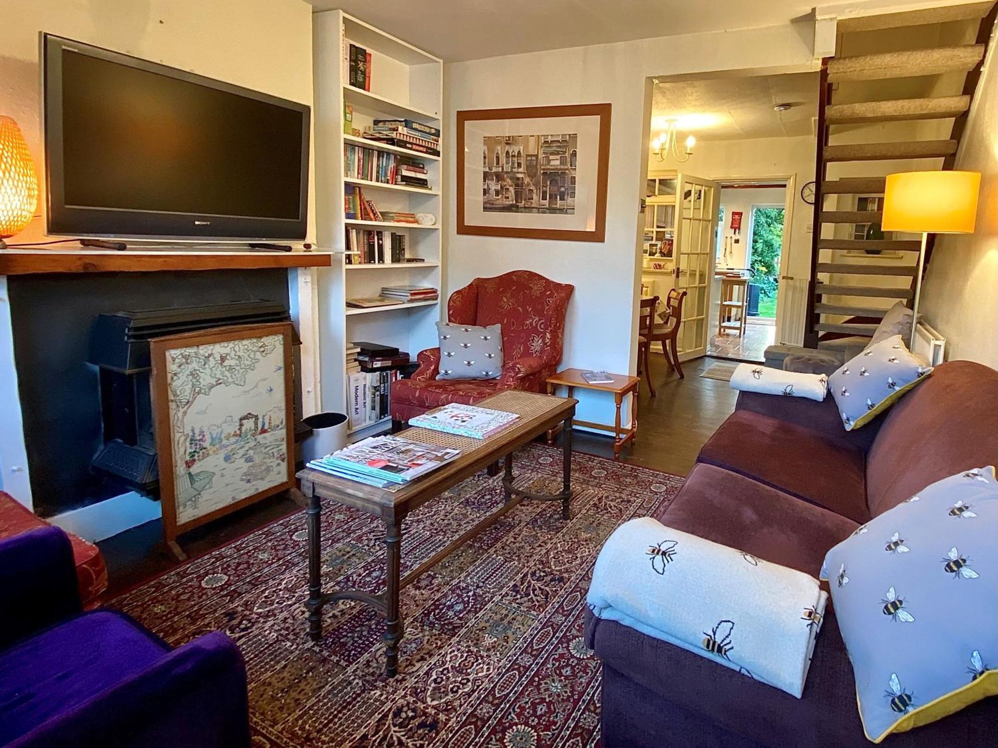 Bumblebee Cottage - Cosy Cottage In Area Of Outstanding Natural Beauty Hemel Hempstead Eksteriør billede